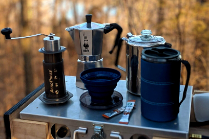 how to use camping coffee pot