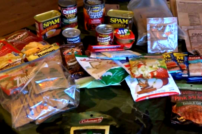 Fuel Your Adventure: What Food to Take When Camping.
